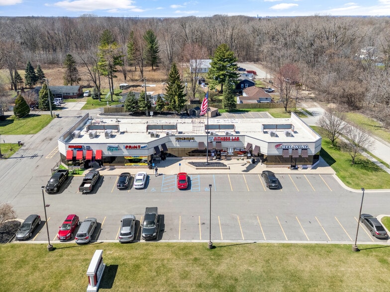 More Photos Of 33131-33289 Mound Rd, Sterling Heights Unknown For Lease