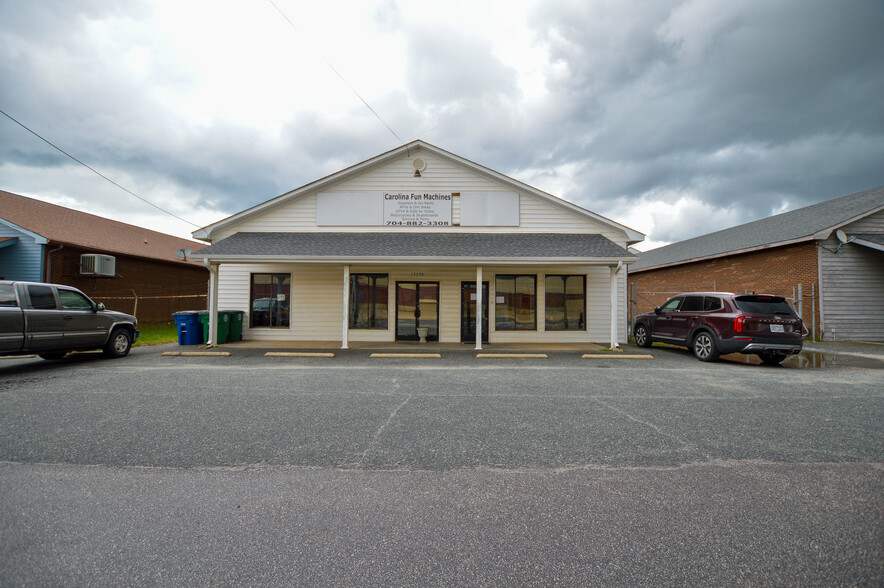 Primary Photo Of 12056 Stallings Commerce Dr, Matthews Storefront Retail Office For Lease