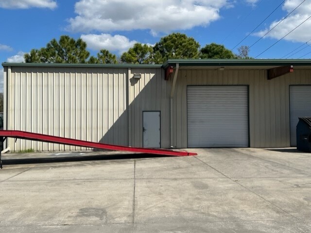 More Photos Of 4008 E 10th Ave, Tampa Warehouse For Lease