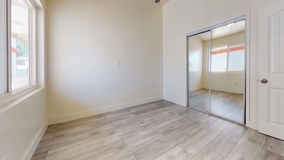 More Photos Of 5270-72 Manhasset Dr @ Redding Dr, San Diego Apartments For Sale