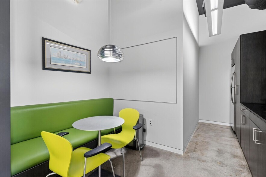 More Photos Of 7301 SW 57th Ct, South Miami Office For Sale