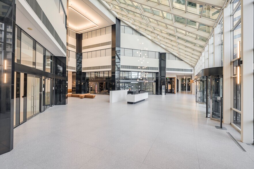 More Photos Of 12750 Merit Dr, Dallas Office For Lease