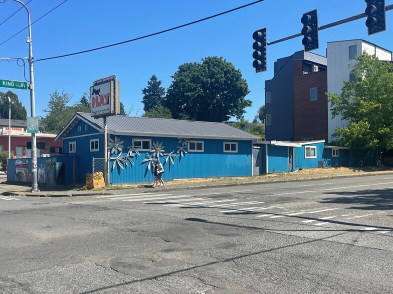 Primary Photo Of 2765 E Cherry St, Seattle Land For Sale
