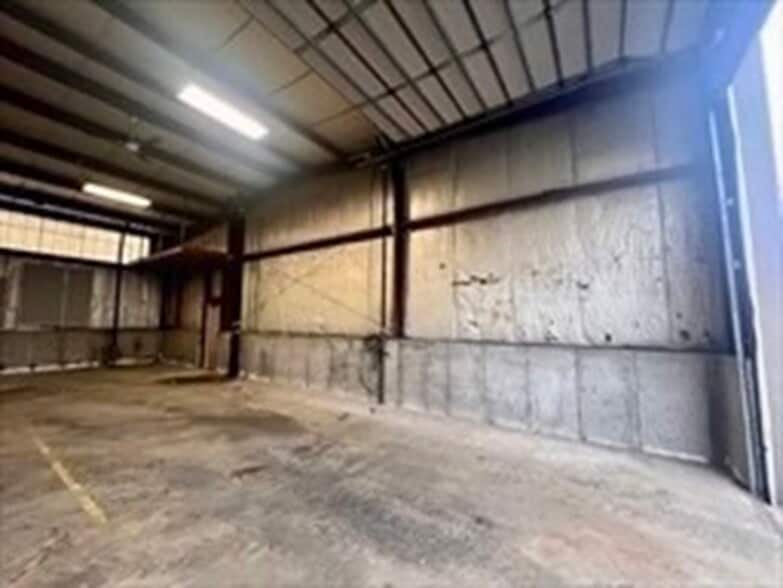 More Photos Of 200 North St, New Bedford Warehouse For Sale