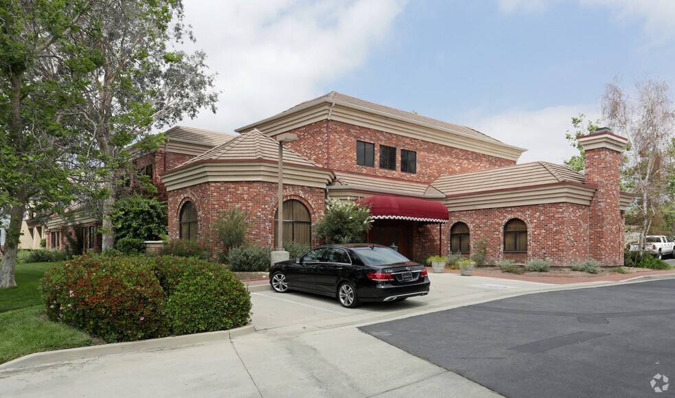 More Photos Of 10788 Civic Center Dr, Rancho Cucamonga Office For Lease