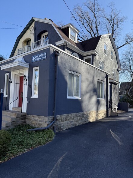 More Photos Of 116 Greenwood Ave, Wyncote Loft Creative Space For Sale