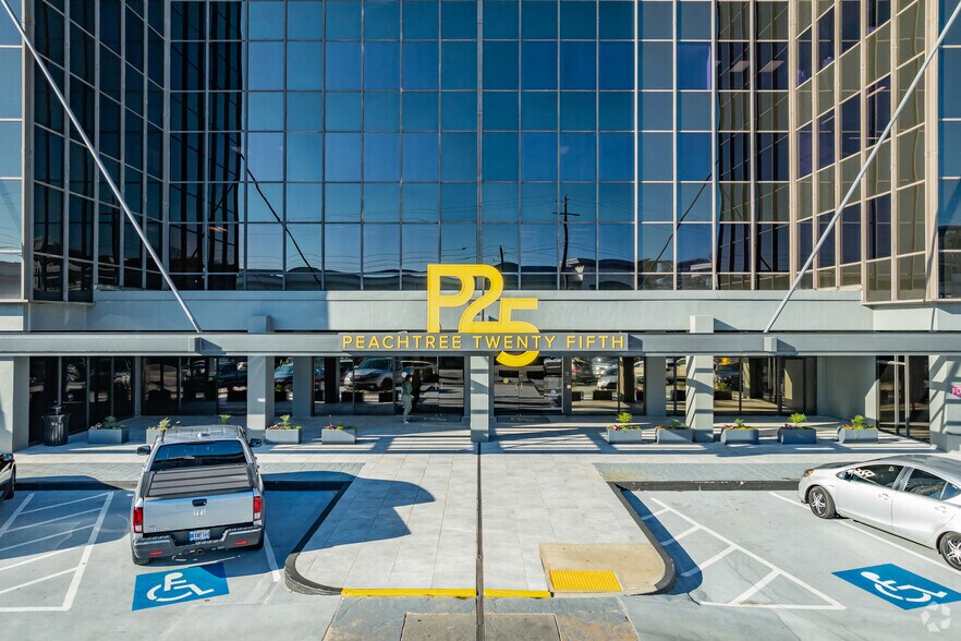 More Photos Of 1718-1720 NW Peachtree St, Atlanta Office For Lease