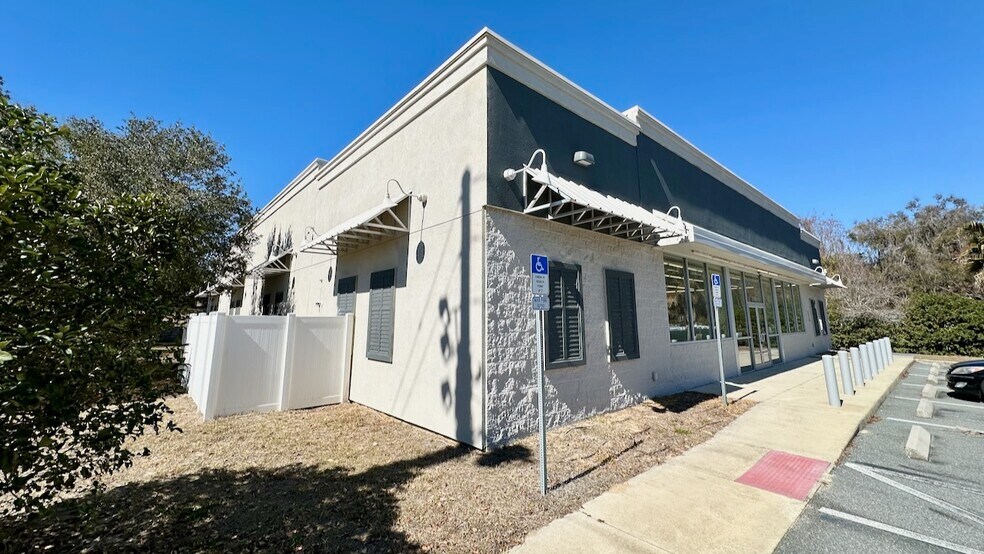 More Photos Of 3365 E Millwood Ln, Hernando Freestanding For Sale