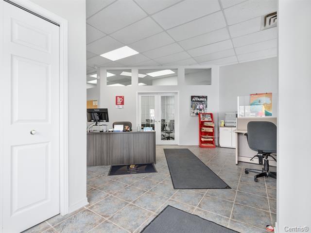 More Photos Of 745 Boul Saint-Joseph, Gatineau Office For Lease
