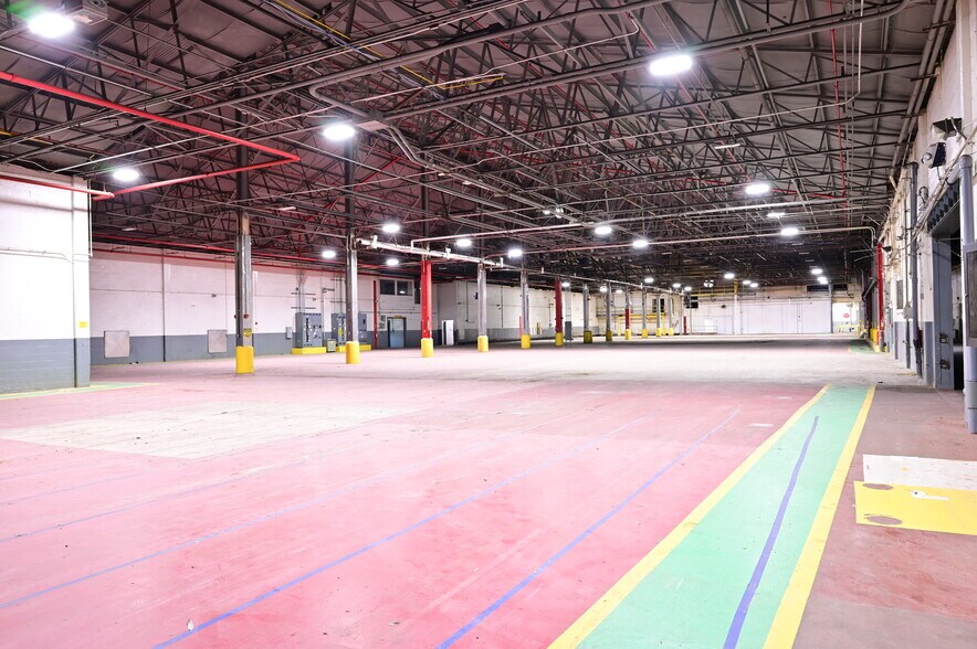 More Photos Of 540 E Broadway, Newport Manufacturing For Lease