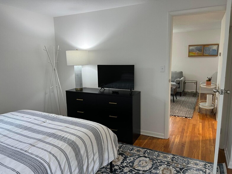 More Photos Of 295 Thurman Ave, Columbus Apartments For Sale