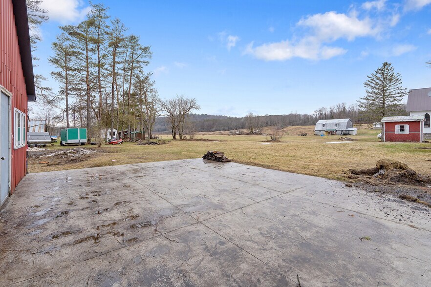 More Photos Of 2107 N Osceola Rd, Camden Service Station For Sale