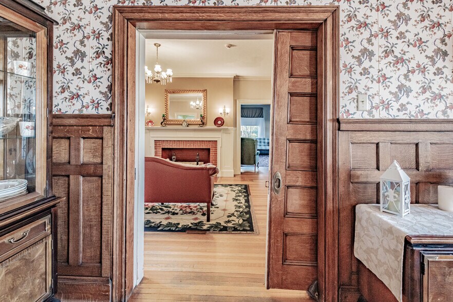 More Photos Of 257 South St, Biddeford Specialty For Sale