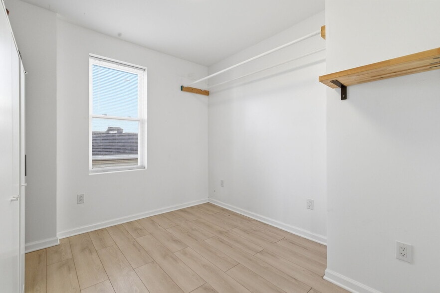 More Photos Of 1219 Merchant St, Ambridge Flex For Sale