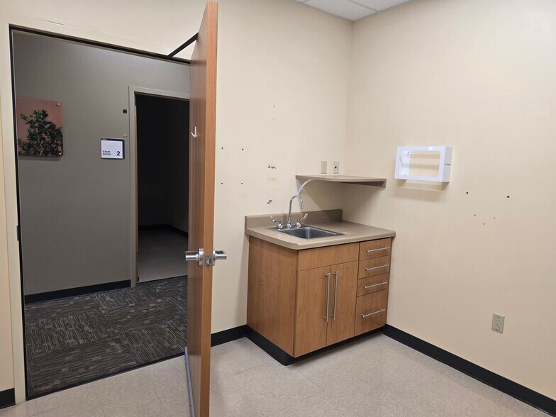 More Photos Of 3416-3438 E Main St, Merrill Storefront For Lease