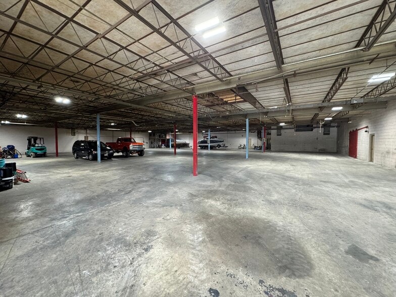 More Photos Of 745 South St, Green Lake Warehouse For Sale