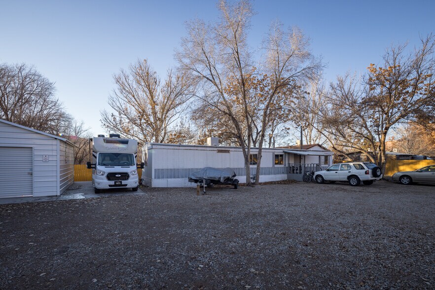 More Photos Of 166 S 400 E, Moab Hotel For Sale