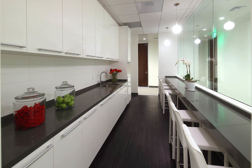 More Photos Of 4340 Von Karman Ave, Newport Beach Office For Sale