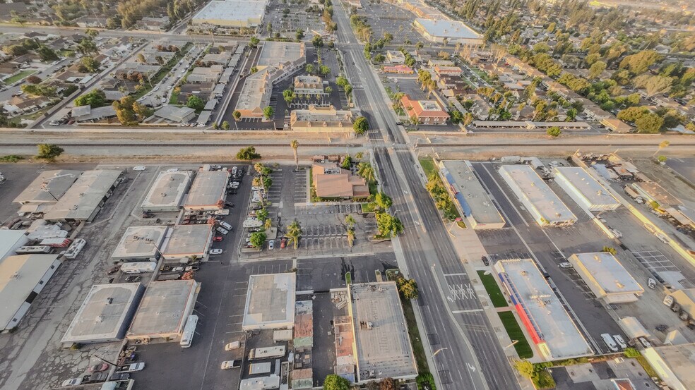 More Photos Of 60 N Mountain Ave, Upland Restaurant For Sale