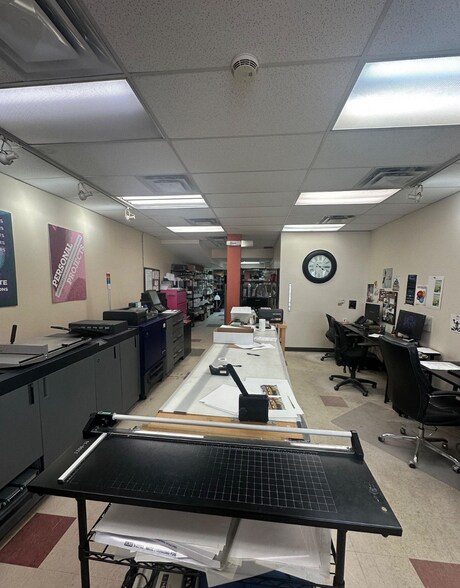 More Photos Of 282-284 Elgin St, Ottawa Storefront Retail Office For Lease