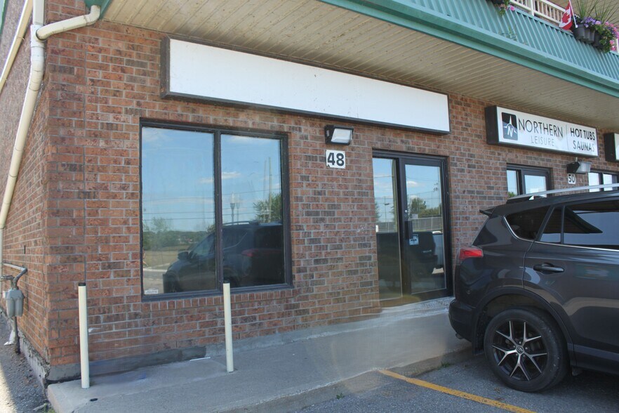 More Photos Of 48-56 Water St, Port Perry Storefront For Lease