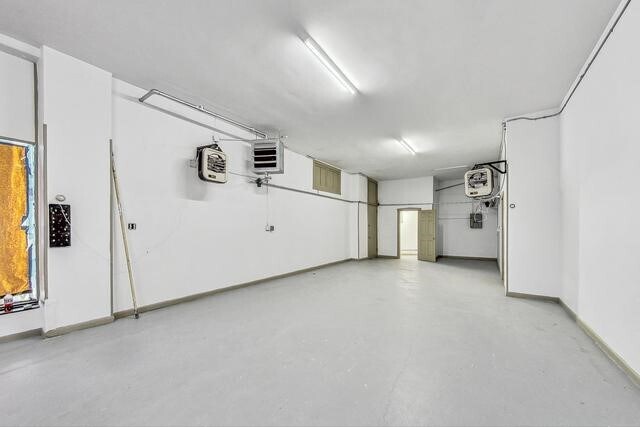 More Photos Of 6600-6602 N Clark St, Chicago Apartments For Sale