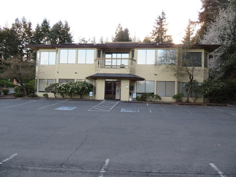 More Photos Of 14670 NE 8th St, Bellevue Medical For Lease