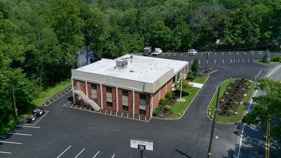 More Photos Of 156 Ramapo Valley Rd, Mahwah Medical For Lease