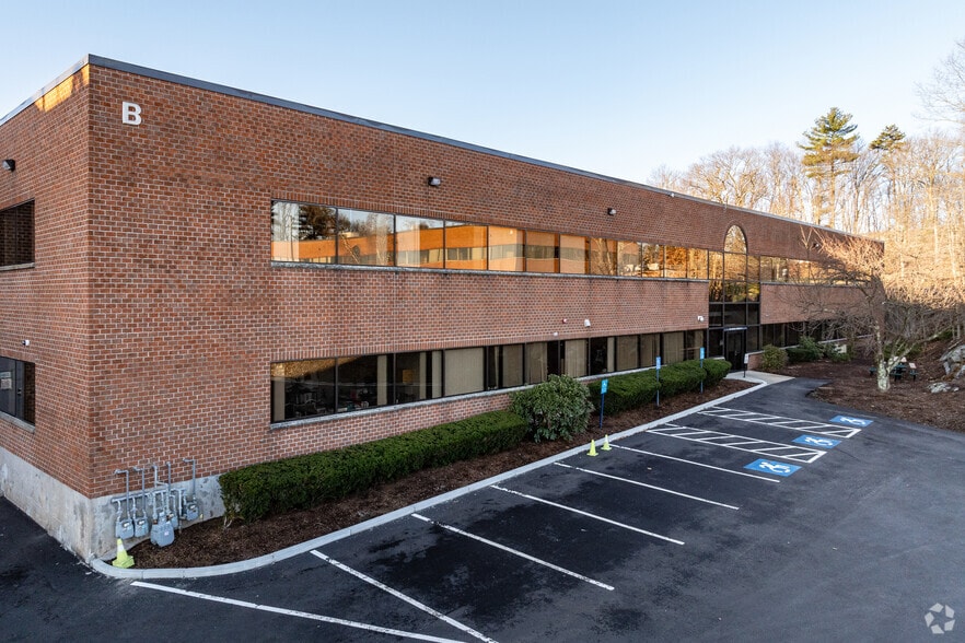 More Photos Of 25 Birch St, Milford Unknown For Lease