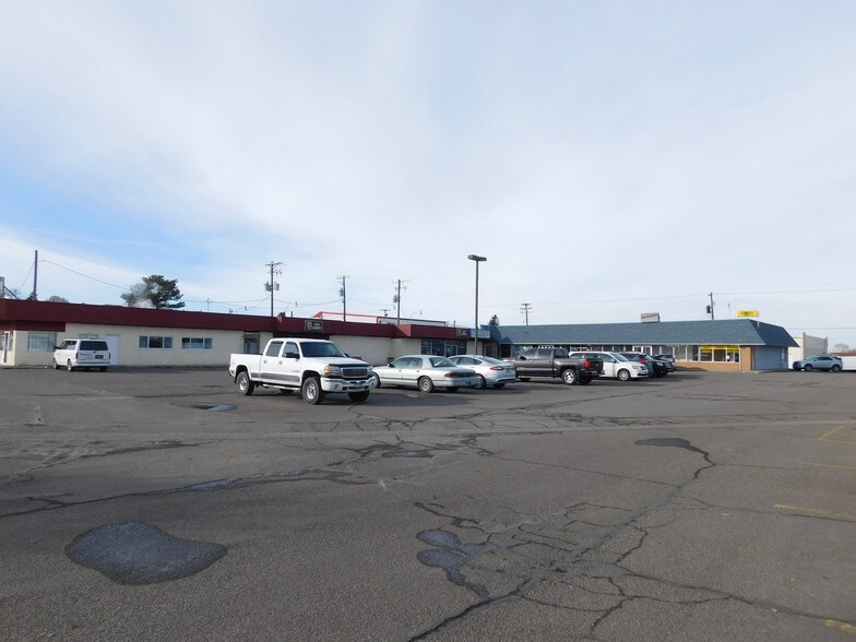 More Photos Of 2200 Overland Ave, Burley Unknown For Lease