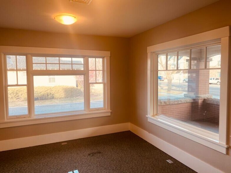 More Photos Of 136 S 1st W, Rexburg Office For Lease