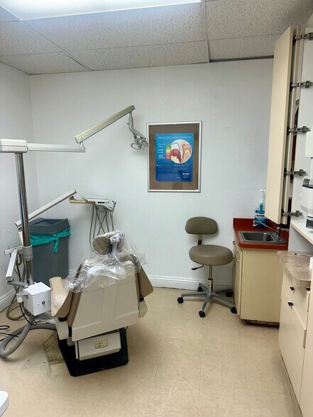 More Photos Of 15301 Washington Ave, San Leandro Medical For Sale