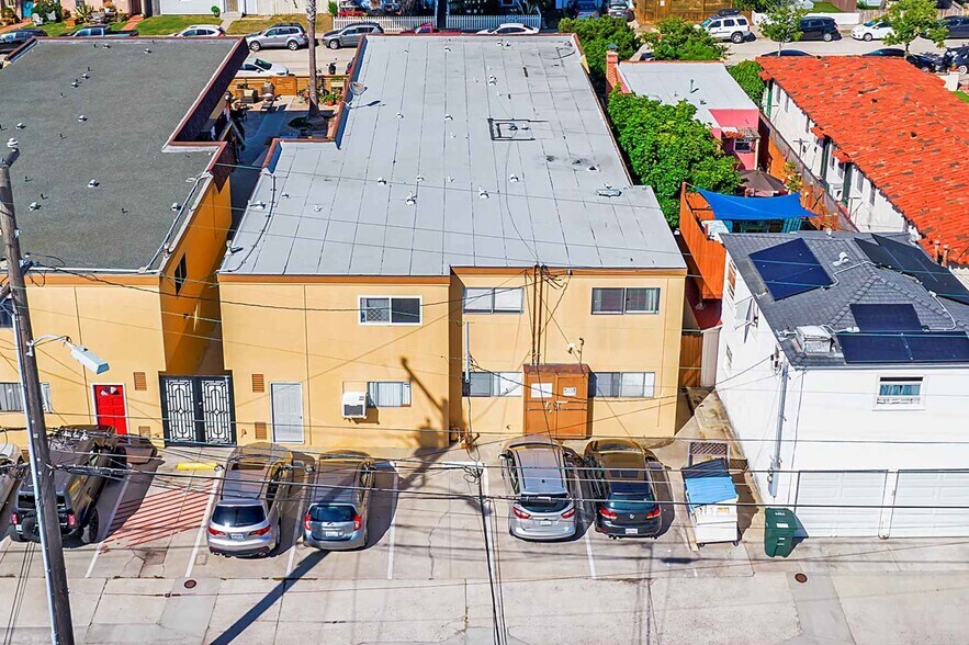 More Photos Of 4865 Brighton Ave, San Diego Apartments For Sale