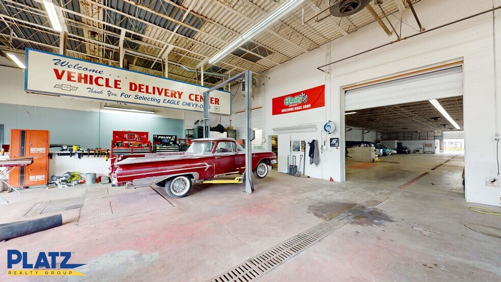 More Photos Of 125 E Liberty St, Hubbard Auto Dealership For Sale