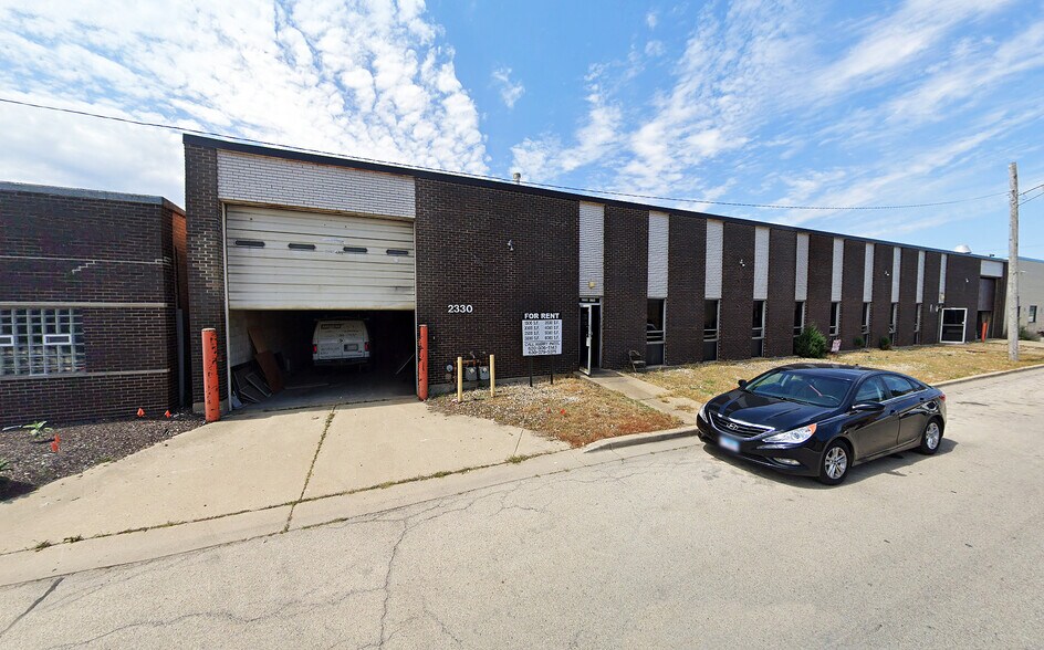 Primary Photo Of 2330 N 17th Ave, Franklin Park Manufacturing For Sale