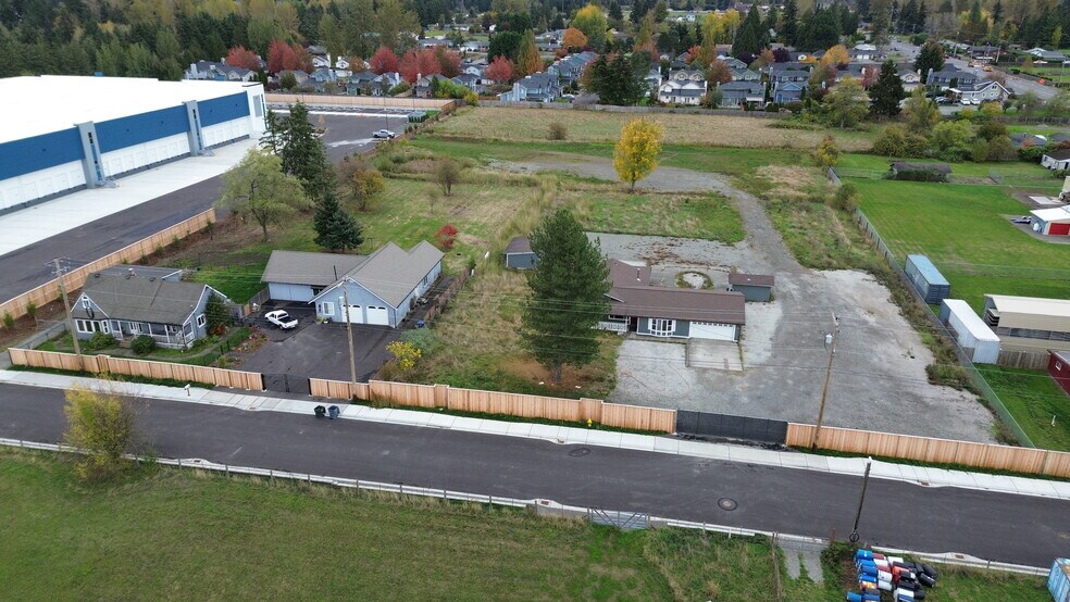More Photos Of 11015 34th Ave E, Tacoma Contractor Storage Yard For Lease