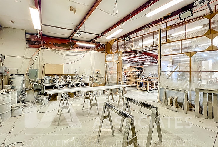 More Photos Of 770 W Bay St, Winter Garden Flex For Lease