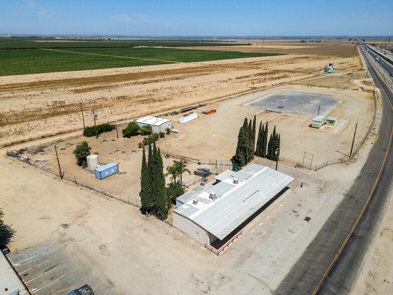 More Photos Of 1047 Mettler Frontage Rd W, Bakersfield Light Distribution For Sale