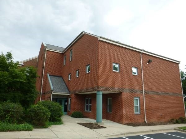 More Photos Of 7300 Hanover Green Dr, Mechanicsville Office For Lease