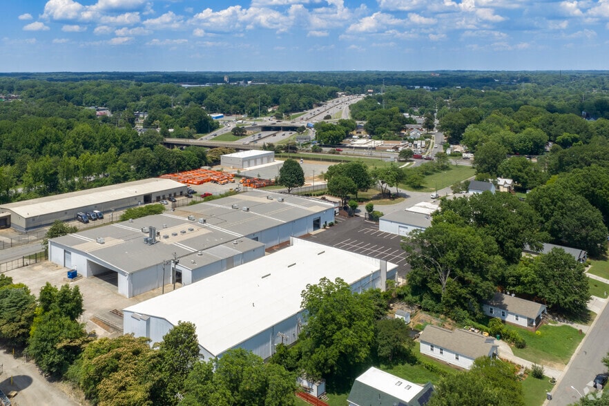 More Photos Of 115 S Dwelle St, Charlotte Unknown For Lease
