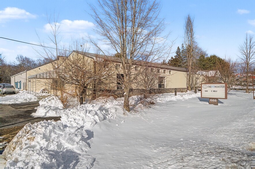 More Photos Of 688 Route 17K, Montgomery Warehouse For Lease