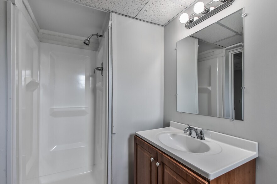 More Photos Of 403 Washington Ave, Sellersville Apartments For Sale