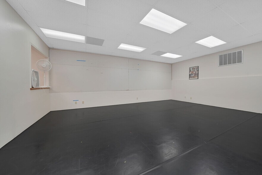 More Photos Of 19881 State Highway 88, Pine Grove Office Residential For Sale