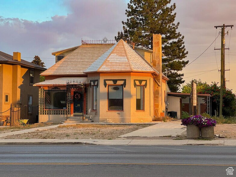 More Photos Of 235 W Main St, Vernal Office For Sale