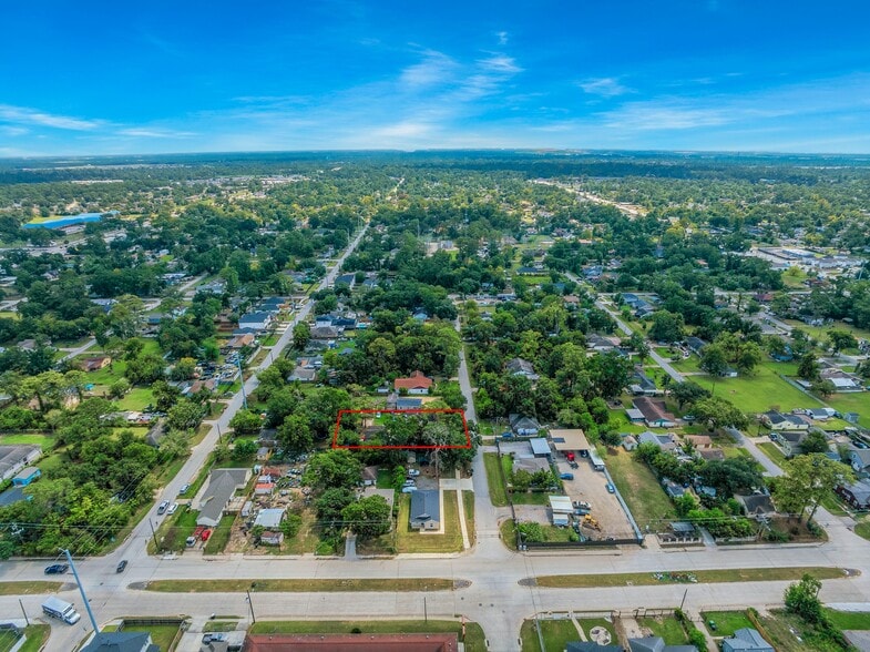 More Photos Of 4915 Fitch St, Houston Apartments For Sale