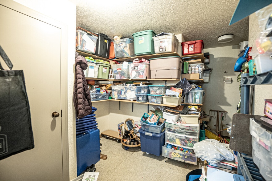 More Photos Of 461 Tyler Ave, Louisville Schools For Sale