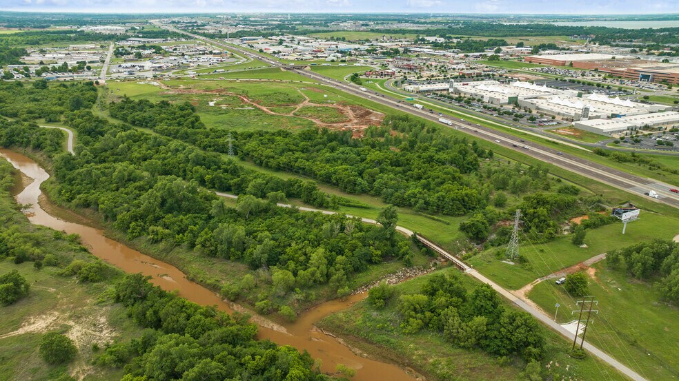 More Photos Of 900 S Council Rd, Oklahoma City Land For Sale