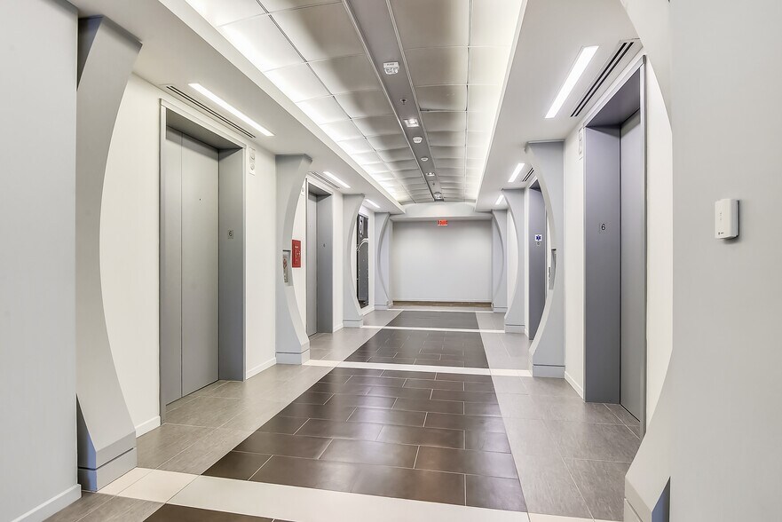 More Photos Of 2550 Wasser Ter, Herndon Office For Sale