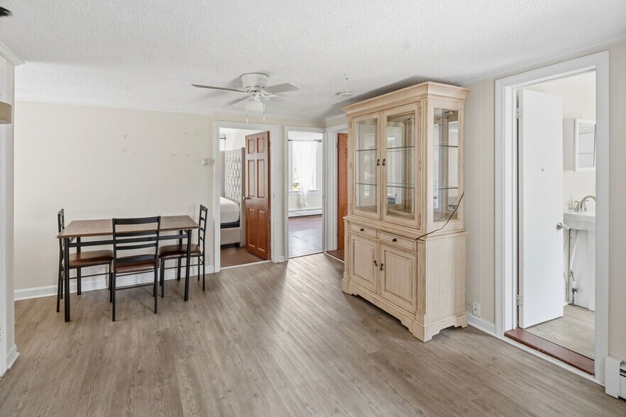 More Photos Of 400 Thames St, Bristol Multifamily For Sale