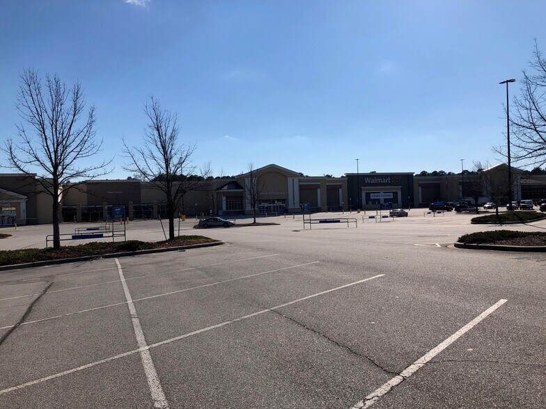 More Photos Of 1326 Bush River Rd, Columbia Freestanding For Lease